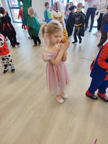 inbound1736103538307375935