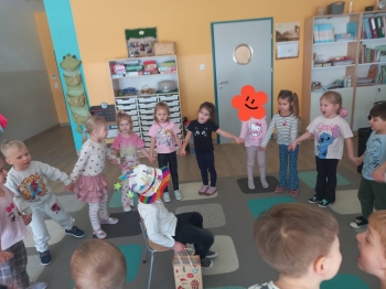 inbound1992122258894153157