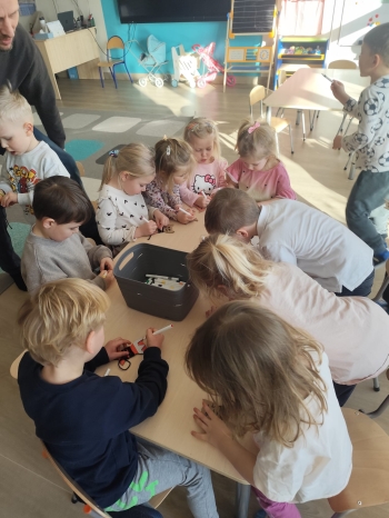 inbound7800972526902387238