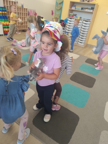 inbound8305460224453366462