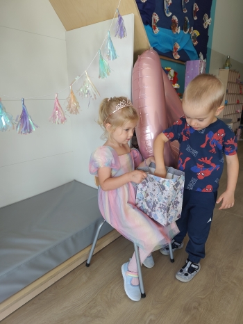 inbound8151343684036355487