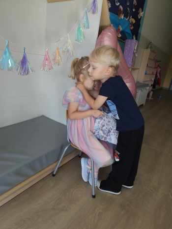 inbound1497161624063907303