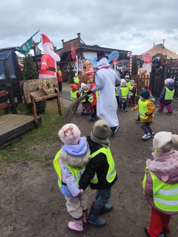 inbound9146498741289658105