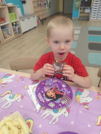 inbound7196315587240825657