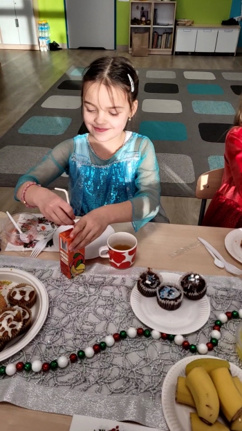 VideoCapture_20251221-203355