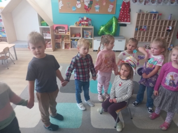 inbound6400403164332609032